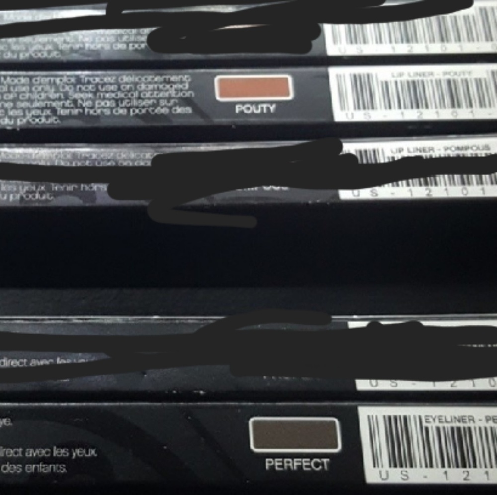 Younique Perfect & Pouty liners